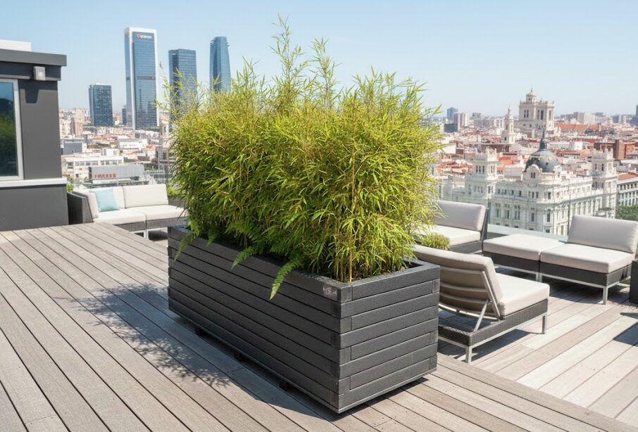 jardinera de madera plástica para exterior